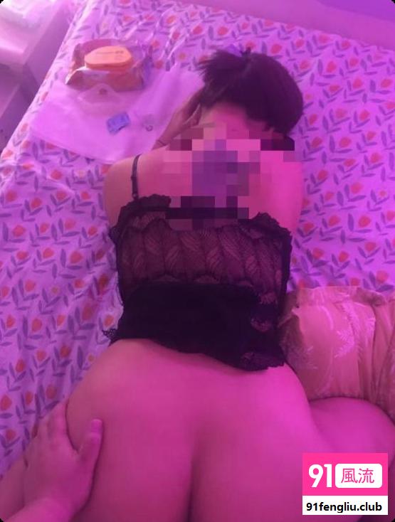 肥臀大屁股少妇
